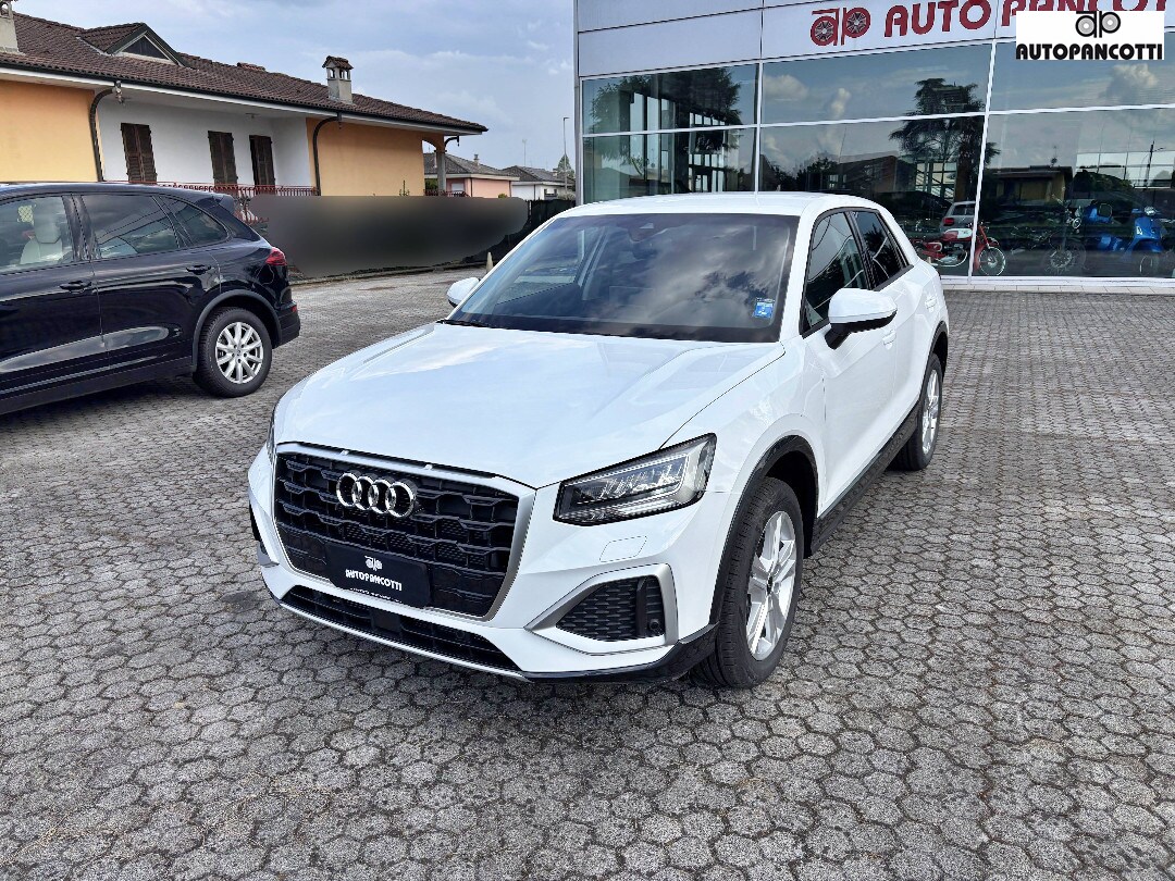 AUDI Q2