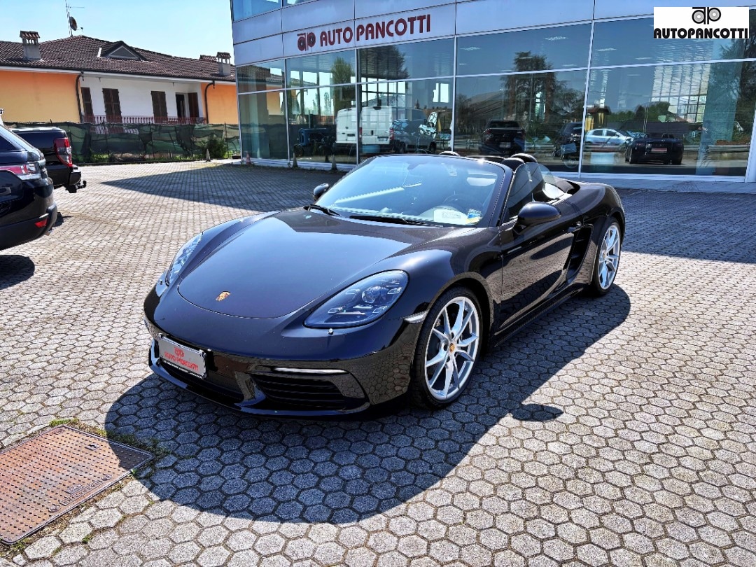 PORSCHE 718